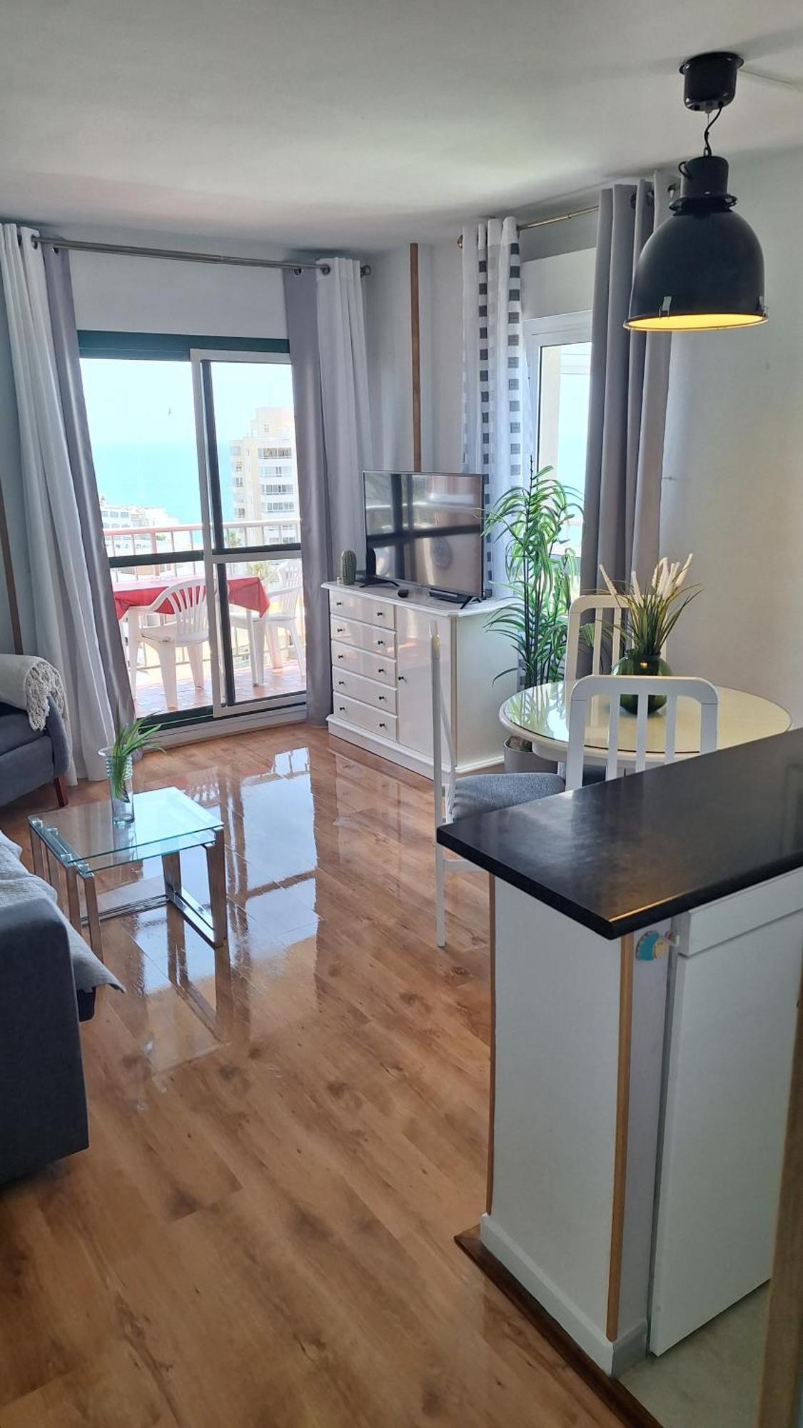 Jupiter Apartment Sea View Бенальмадена Экстерьер фото
